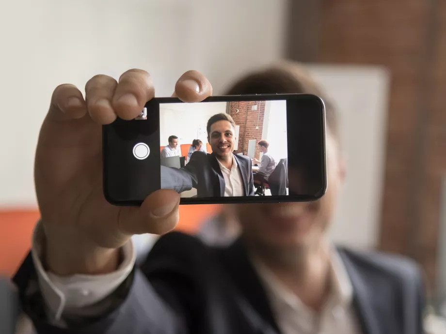 Mikor kérjünk videó-önéletrajzot a hagyományos CV helyett?