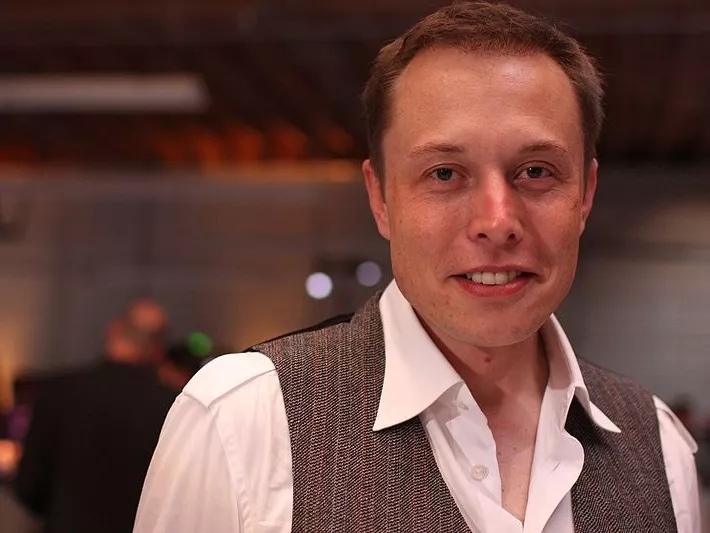 Ezt a 7 könyvet mindenképp el kell olvasnod Elon Musk szerint