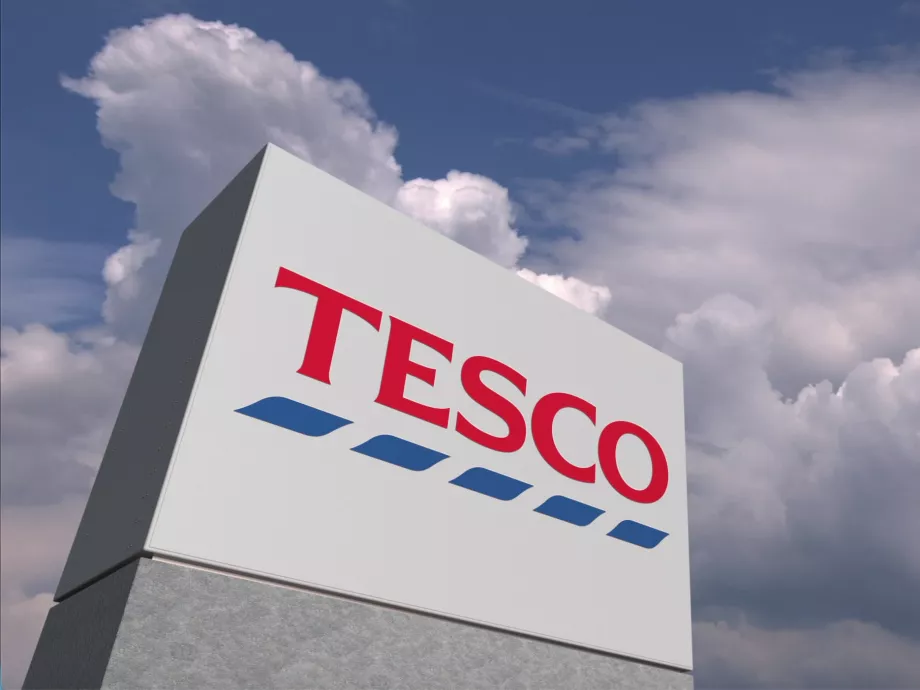 Extra bónuszt kapnak a Tesco dolgozói