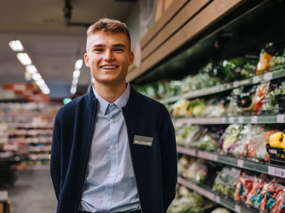 A fiatalok 62 százaléka valamilyen formában dolgozik, és jellemzően valamire gyűjtenek is