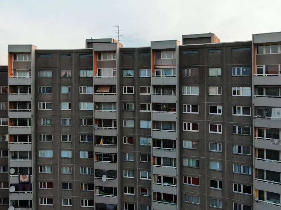 Utánajártak, mennyi diákmunkával lehet kibérelni egy lakást